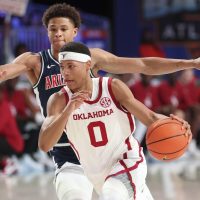 Oklahoma holds on to beat No. 24 Arizona