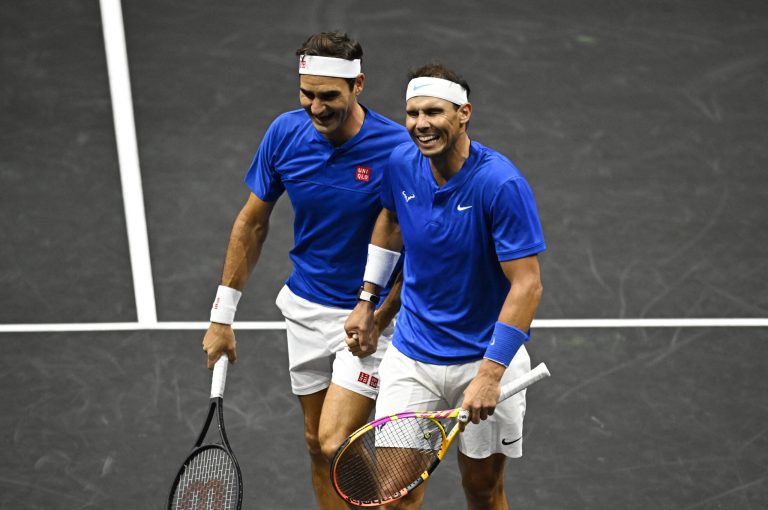 Roger Federer pens tribute to retiring Rafael Nadal