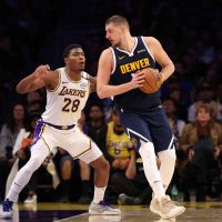 Nuggets use big 3rd quarter to pull away from Lakers