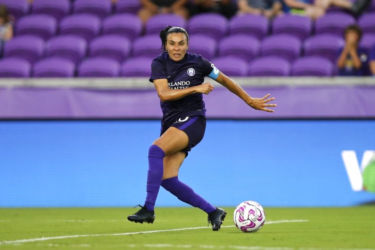 Top teams collide as Pride, Spirit battle for NWSL title