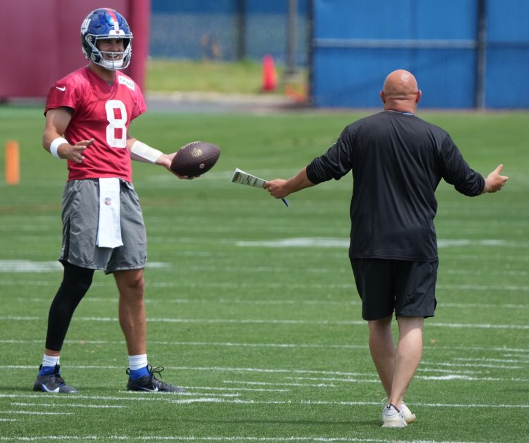 Demoted Daniel Jones breaks silence on Giants’ QB switch