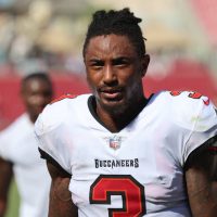 Report: Bucs fear torn pec for S Jordan Whitehead