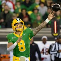 Winless in rivalry, Dan Lanning, No. 1 Oregon determined to tame Huskies