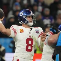 Giants grant demoted QB Daniel Jones his release