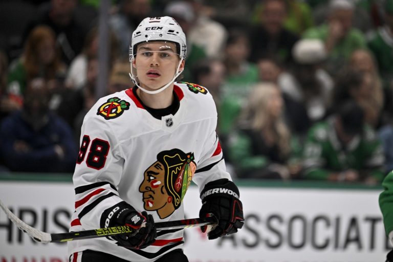 Connor Bedard returns to hometown as Blackhawks visit Canucks