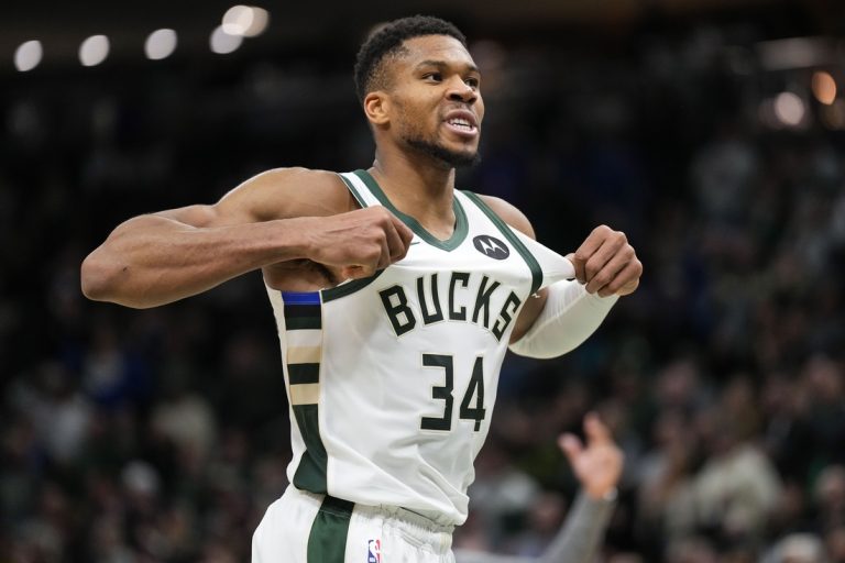 Giannis Antetokounmpo pours in 59 to power Bucks past Pistons in OT