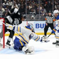 Ukko-Pekka Luukkonen, Sabres stymie Kings, 1-0