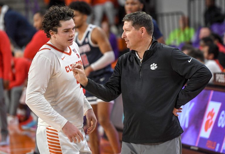 Ian Schieffelin, Clemson size up unbeaten Penn State