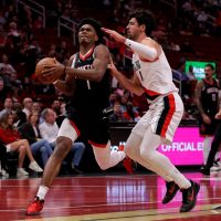 Rockets roll past Blazers, continue recent surge