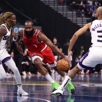 Clippers turn away Kings for seventh straight win at home