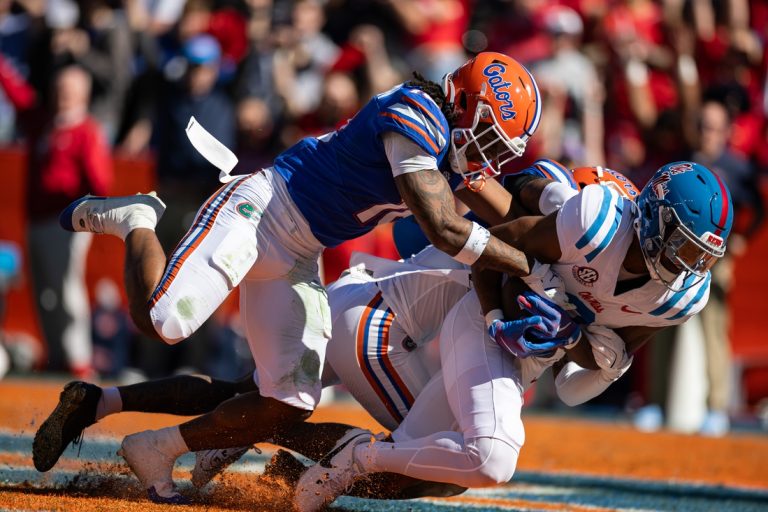 Florida owns second half to upend No. 9 Ole Miss 24-17