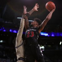 No. 18 Cincinnati rolls past Georgia Tech 81-58