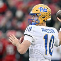 Pitt QB Eli Holstein carted off with leg injury