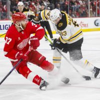 Brad Marchand helps Bruins add to Red Wings’ recent struggles