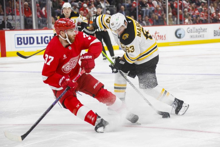 Brad Marchand helps Bruins add to Red Wings’ recent struggles