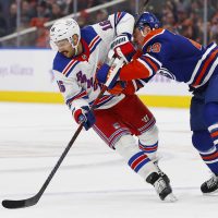 Rangers seek stronger start while Blues bring in ‘top NHL coach’