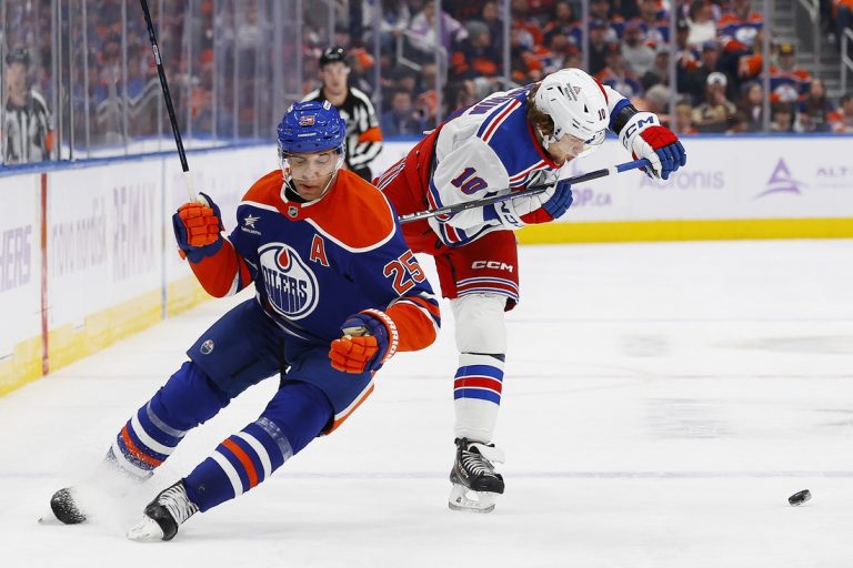 Connor McDavid, Oilers rough up Rangers