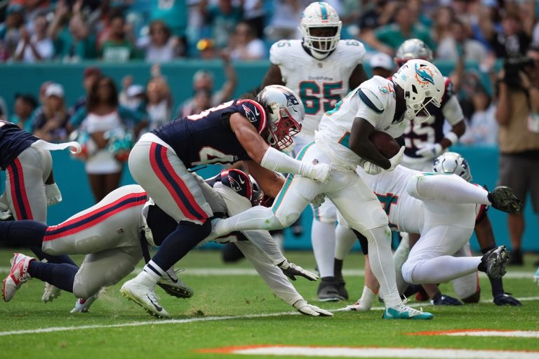 Tua Tagovailoa, Dolphins extend Patriots’ misery in Miami