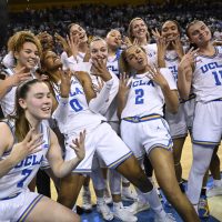 UCLA jumps to No. 1 after knocking off South Carolina