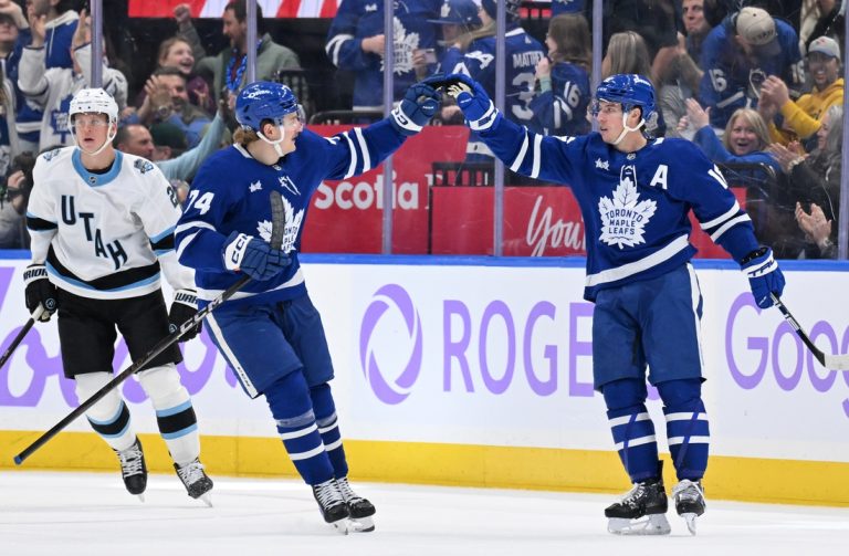 Mitch Marner scores twice as Leafs top Utah for 4th straight win