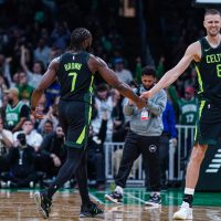 Celtics tie NBA record with 12 3s in quarter, rout Clippers 126-94