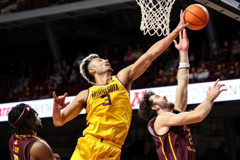 Dawson Garcia, Minnesota squeeze past Central Michigan