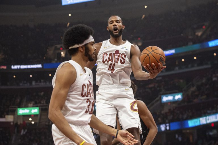 Cavaliers rally past Nets to remain perfect at 11-0