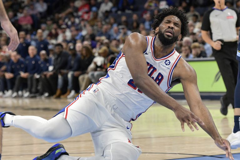 76ers’ Joel Embiid sidelined due to left knee swelling