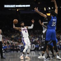 Paul George injured in 76ers’ loss to Grizzlies