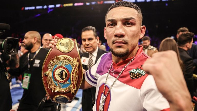 Teofimo Lopez teams up with new trainer Eddy Reynoso