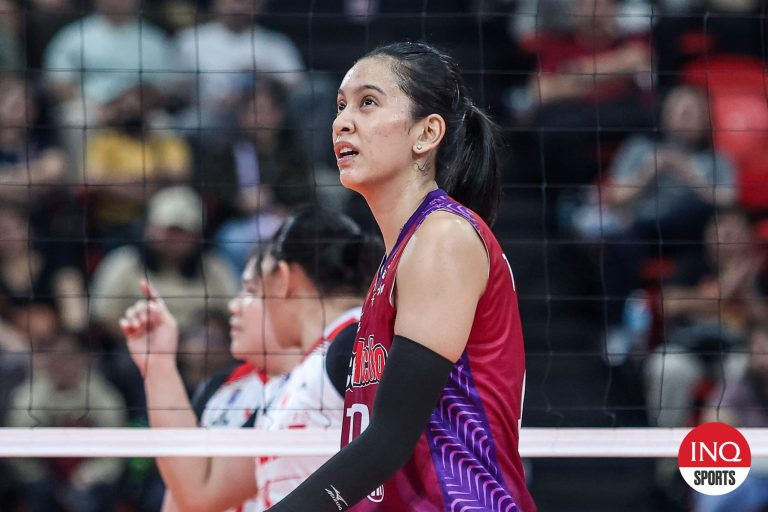 Kat Tolentino stays patient, plays through auditory issues