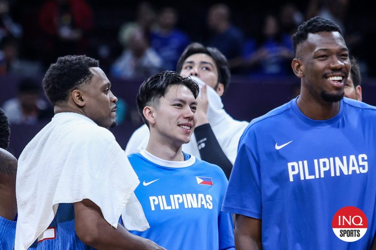 Dwight Ramos sits out Gilas game due to injury despite fan clamor