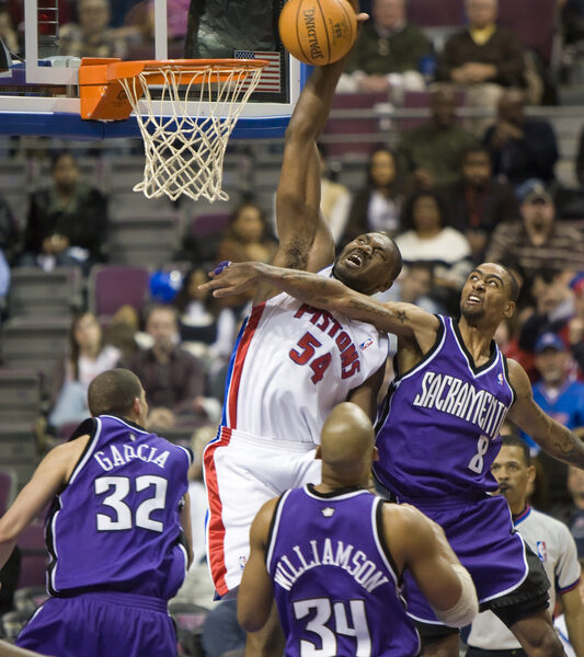 Powell’s Stellar Double-Double Propels Clippers to Victory Over Kings